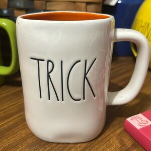 Rae Dunn TRICK TREAT mug